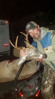 Wayne Kuzbiel of East Tawas with his 8 point!