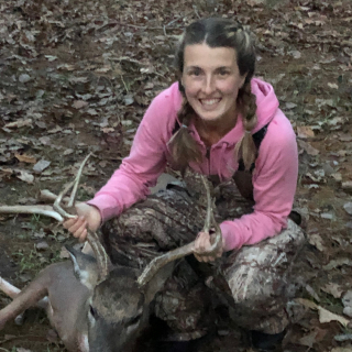 Tarra Culton of Hale Shot this 6 Point In Hale!