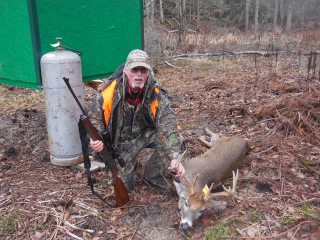 Jim Currie of Whittemore with his 10 point!