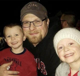 Mia & Nolan Marciniak of East Tawas with dad, Andrew Marciniak