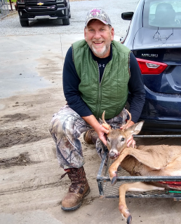 Larry Swiercz of Bay City Bagged a nice 5 point in Bad Axe!