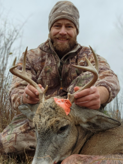 Todd Histed of Frankenmouth with his Lupton 8 point!