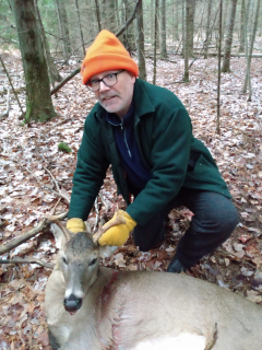 Kent Strawderman of Vanderbilt with his 6 point!   First opening day buck ever!
