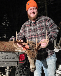 Wesley Frank of Tawas City Bagged his 8 point in Alabaster twp!