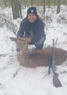 Mario Vandermeulen of Birch Run bagged his 8 point in Wilber Township!