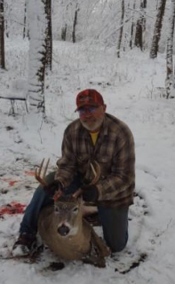 Daryl Johnson of Hale bagged a 6 point in Iosco County!