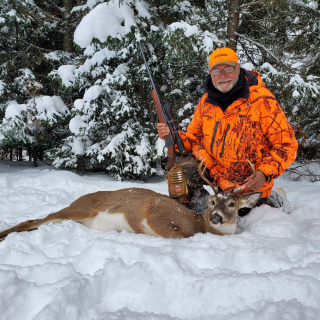 Ed Anderson of Mikado went way up north to Marquette to bag his 8 point!