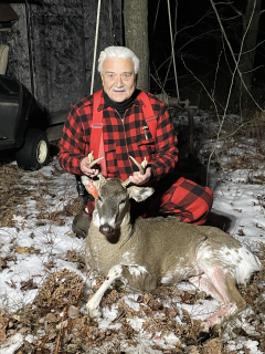 Dennis Frank of East Tawas Bagged a 4 point in Alabaster!