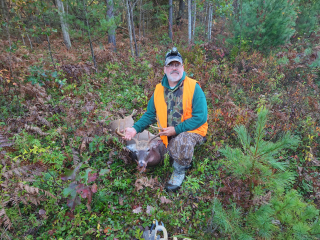 Jeff Douglas Jr. with his 8 point!  Bagged him out in Wilber Twp.