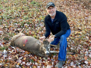 Robert Johnson from Farmington Bagged his 8 point in Alcona County, Caledonia Twp.  Walked in front of me about 7:50 and stopped to wait for me!