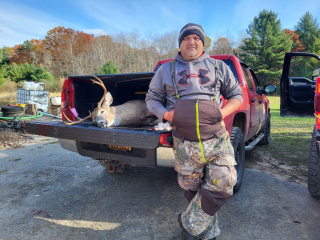 Arthur Gray from Greenbush bagged his 7 point in Alcona County!