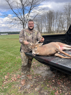 Cameron White from Hale Bagged his 10 point in Turner!