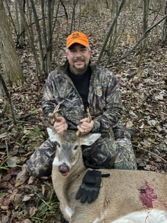 Chris Zepke from Otisville bagged a 6 point!