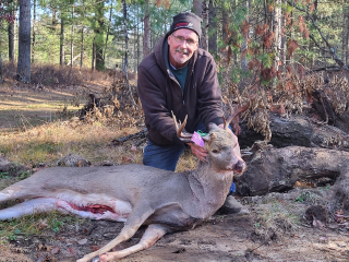 Scott Krammer from Bay City bagged an 8 point in Hale!