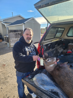 Kevin Miniuk from Flat Rock baggeda two point in Oscoda!