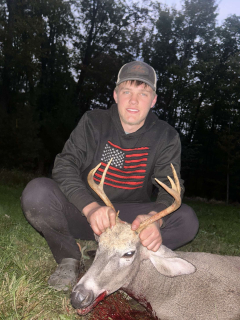 Hunter Nelkie from East Tawas Bagged a 7 point in Iosco County!