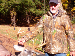 WINNER!  WINNER Carroll Broadcasting's Hunt Club Contest / Bow Portion)                Steve Titchnell from Whittemore Bagged his 10 point in Iosco County!