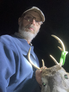 Ken Simmons from Tawas City  bagged his 7 point!