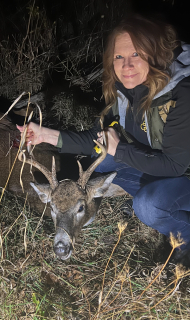 Gina Kolevar of Sterling Bagged n 8 Point in Ogemaw County!
