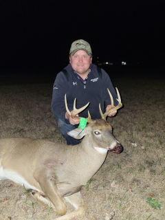 Jason kramer of Bay City Bagged a 9 Point in Alger!