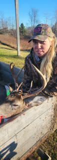 Shelly Jordan from East Tawas bagged an 8 Point in National City