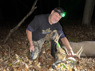 Rich Muckenthaler from Turner Bagged an 8 Pointer in Turner!