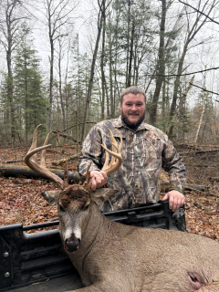 Cameron White From Turner with his Nice 14 Point shot in Iosco County!