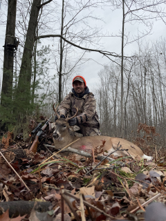 Tom Kramer from Bay City Bagged his 8 point in Alabaster!