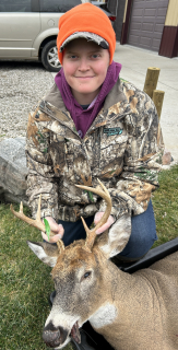 Kinde Hummerickhouse from AuGres bagged a nice 7 point in Arenac County!