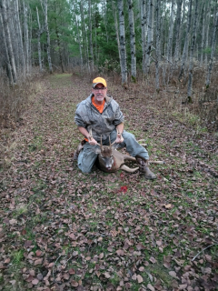 Jerome Orefice from Glennie Bagged a 10 point in Barton City!  My biggest deer ever