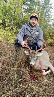 Travis Matthews from Alpena Bagged his 8 point in Alpena County!