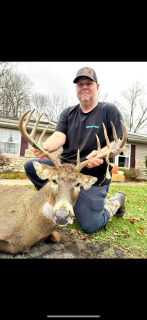 Timothy Lamentola fom Beaverton bagged a nice 16 point in Lafayette County!  Came out early sniffing trails to find the does
