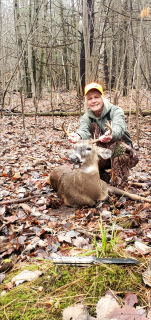 LeAnn O'Neil from West Branch  Bagged her 8 point in Lupton!   Sat all day opener, late start next day, 1 hour sit and he walked by
