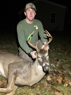 Kenny Carpenter from Hale Bagged his 8 point in Alcona County!