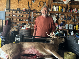 Paul Vennix from Auburn bagged his 8 point in Bay County!