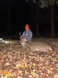 Amber Hessling from Harbor Beach bagged an 8 point in Port hope!
