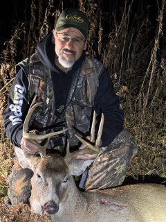 Albert Borrego from Dearborn Heights baggeda 10point in Whittemore!  First buck in a couple years. It’s been a long archery season been coming up every weekend since the opener..boy was it worth the wait!’