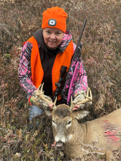 Carole Sheehan from Whittemore bagged her 8 point in Alabaster!