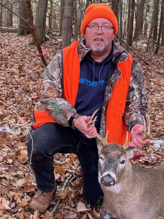 Keith Edmonds from AuGres bagged his 8 point in Arenac County!