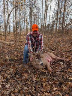 Craig Ratajczak from Standish bagged his 8 point in Arenac County!