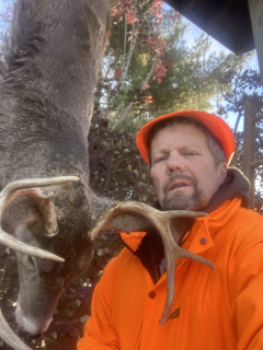 Rob Eschmann from Sterling Heights bagged his 6 point in Alcona County!
