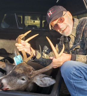 David Hompstead from Lincoln bagged his 8 point in Alcona County!  Everything happened in less than 2 minutes!