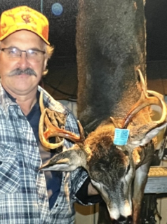 Ken Whitford from Tawas City bagged his 8 point inTawas Township!  Sitting in deer blind around 5 walk in to bean field and shot it ran 50 yard and dropped 