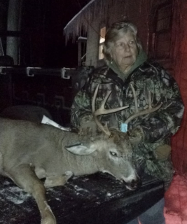 Carla Johnson bagged her 8 point in Reno Township!   It was a great day in the wood 